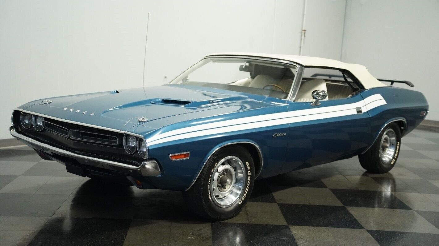 Dodge-Challenger-1971-5