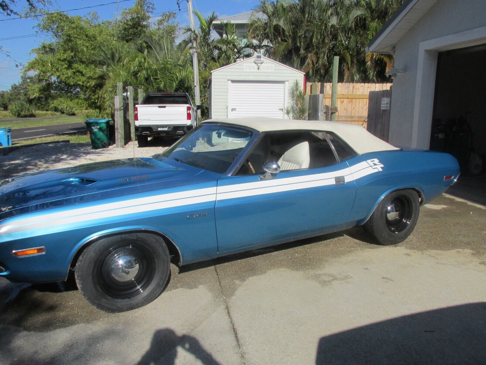 Dodge-Challenger-1971-7