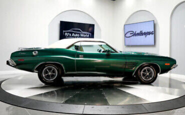 Dodge-Challenger-1974-Green-White-79524-4