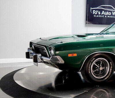 Dodge-Challenger-1974-Green-White-79524-9