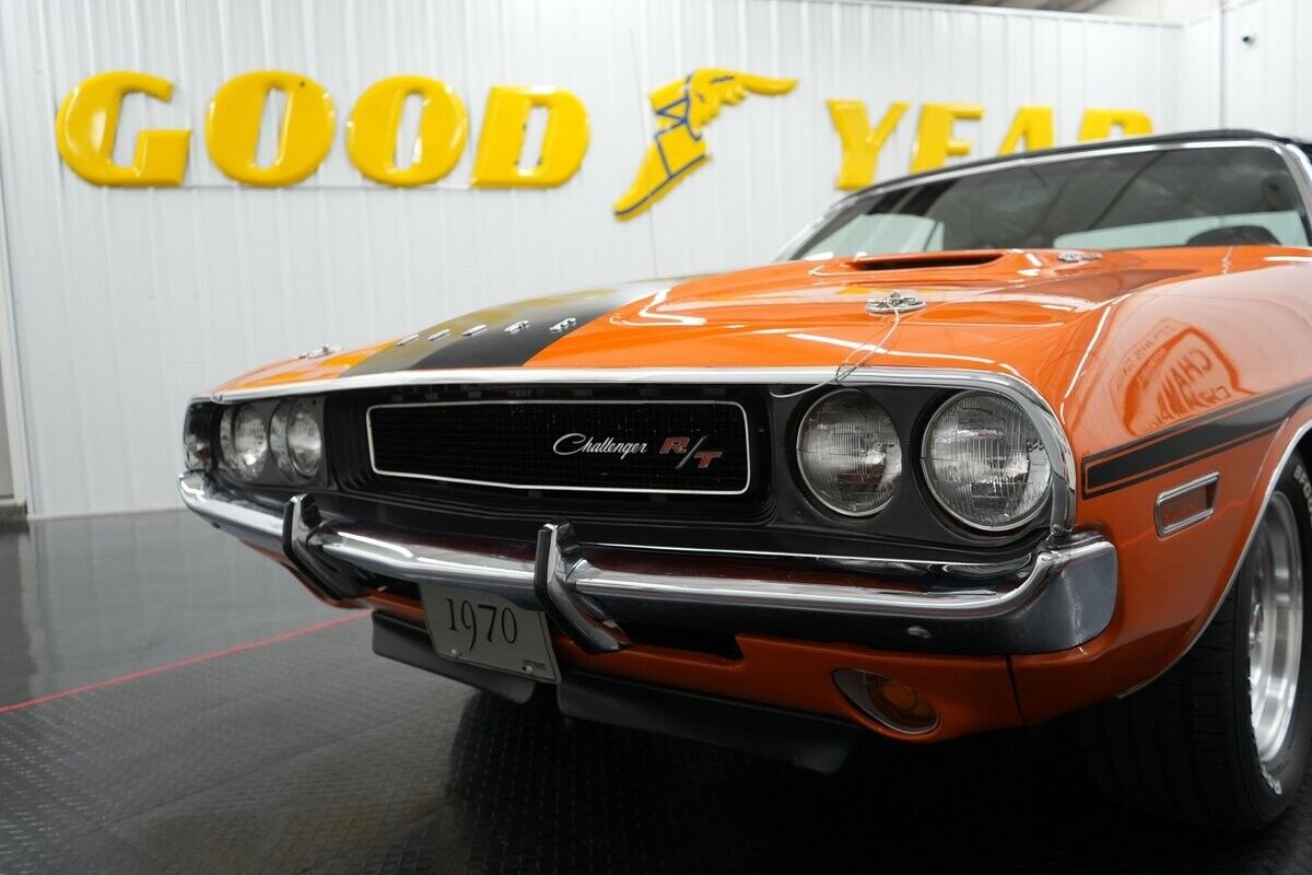 Dodge-Challenger-Convertible-Cabriolet-1970-Orange-Black-0-31