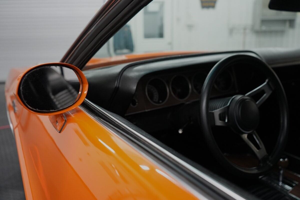 Dodge-Challenger-Convertible-Cabriolet-1970-Orange-Black-0-33