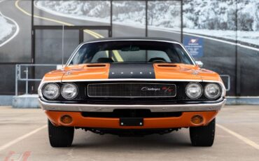 Dodge-Challenger-Coupe-1970-Go-Mango-Black-79534-2