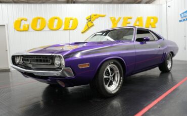 Dodge-Challenger-Coupe-1971-Purple-Black-15451-1