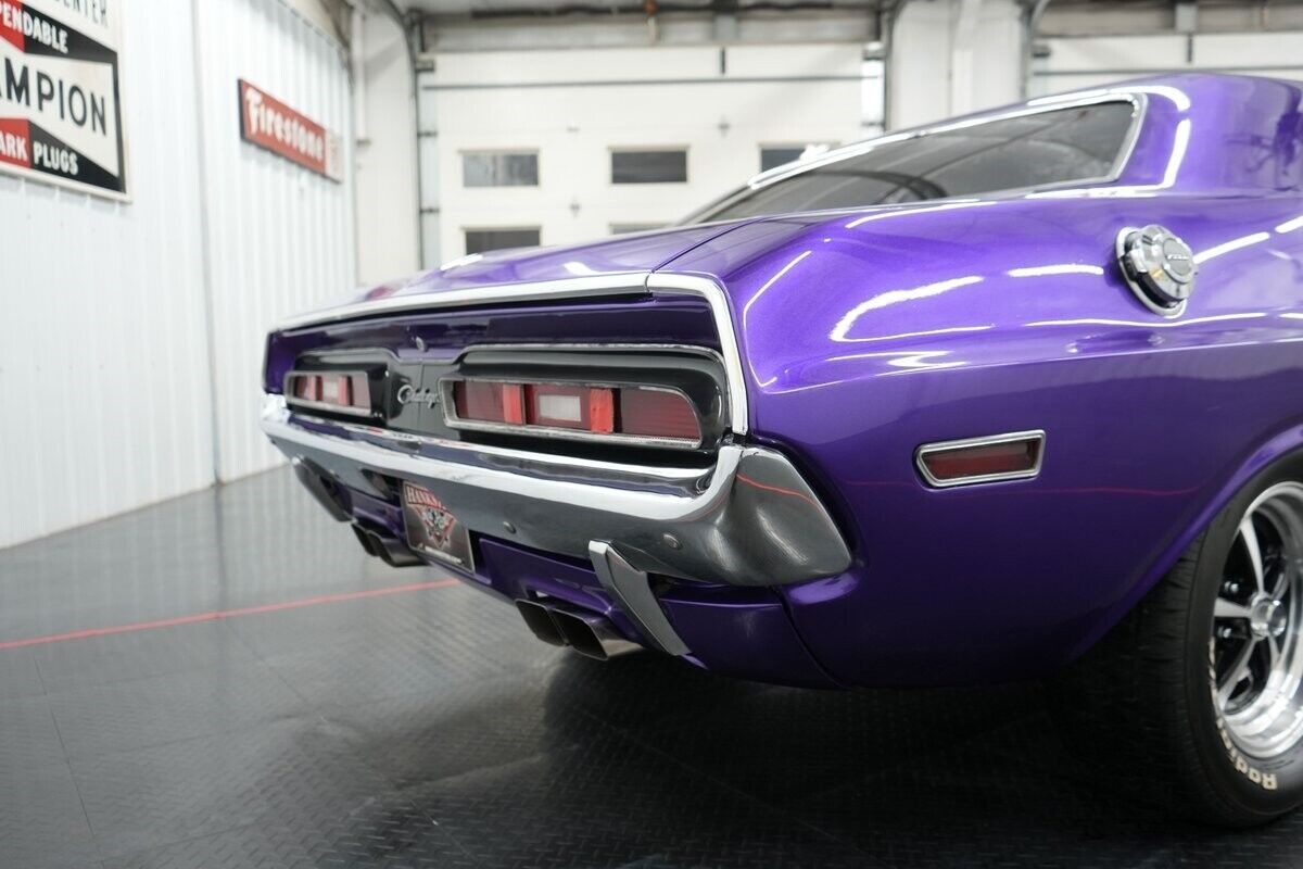 Dodge-Challenger-Coupe-1971-Purple-Black-15451-13