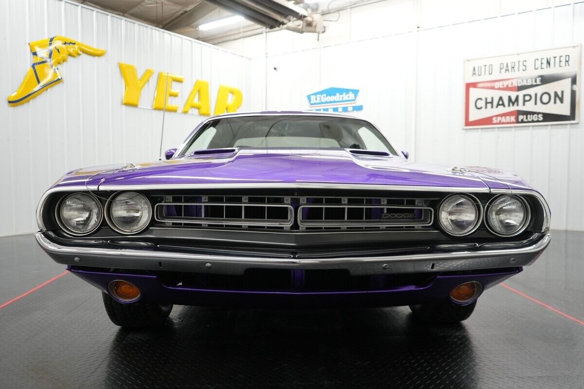 Dodge-Challenger-Coupe-1971-Purple-Black-15451-29