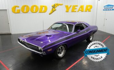 Dodge Challenger  year1}