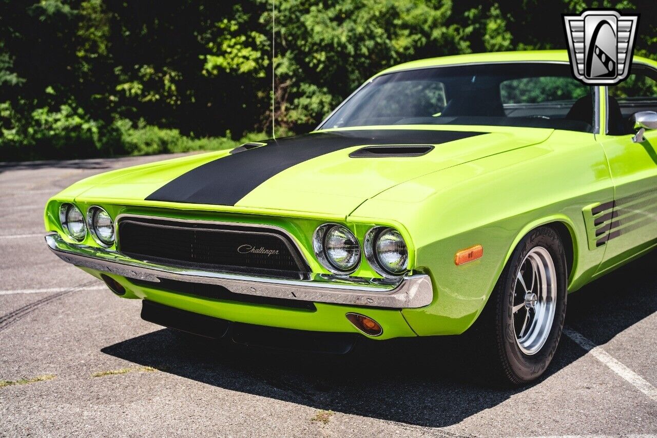 Dodge-Challenger-Coupe-1972-Green-Black-63447-10