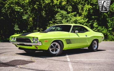 Dodge-Challenger-Coupe-1972-Green-Black-63447-2