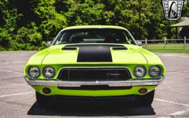 Dodge-Challenger-Coupe-1972-Green-Black-63447-9