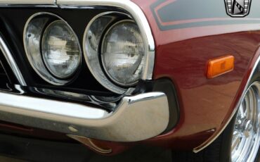 Dodge-Challenger-Coupe-1974-Red-Black-6626-10