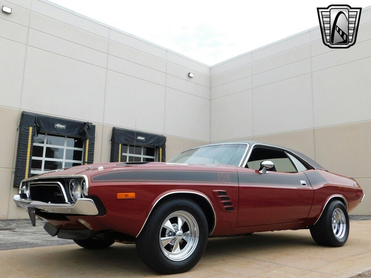 Dodge-Challenger-Coupe-1974-Red-Black-6626-6