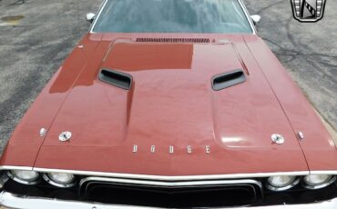 Dodge-Challenger-Coupe-1974-Red-Black-6626-8