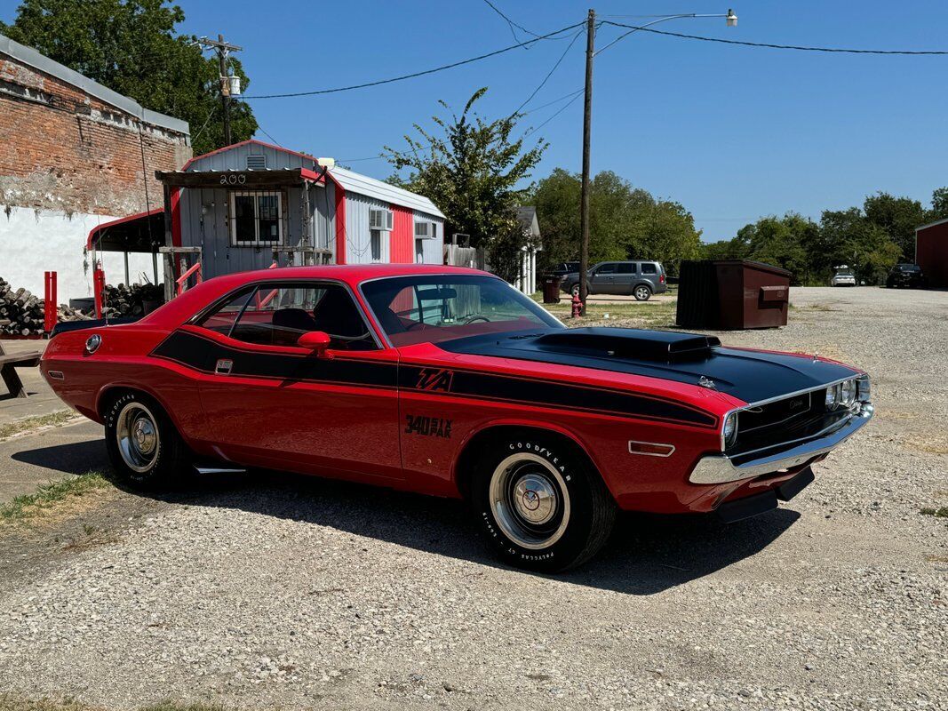 Dodge-Challenger-TA-1970-26