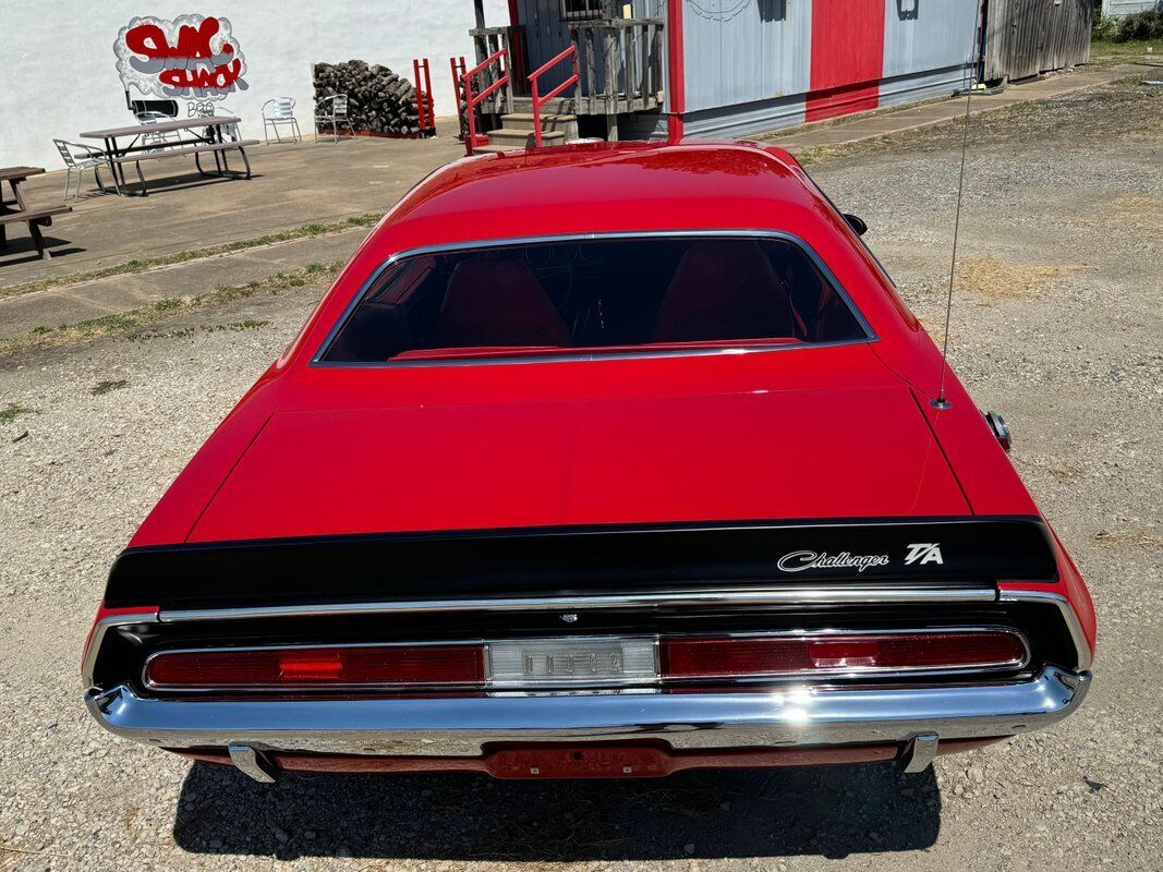 Dodge-Challenger-TA-1970-39