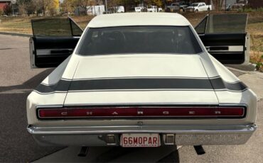 Dodge-Charger-1966-CREAM-Black-107210-3