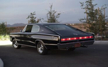 Dodge-Charger-1967-7