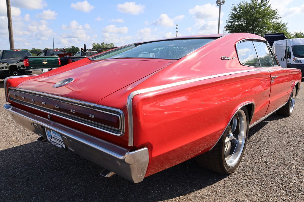 Dodge-Charger-1967-7