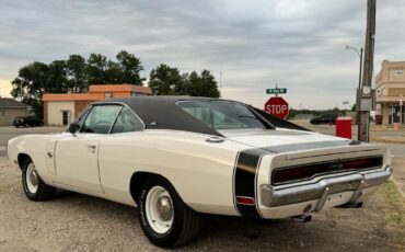 Dodge-Charger-1970-27