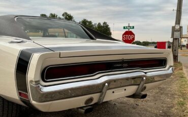 Dodge-Charger-1970-28