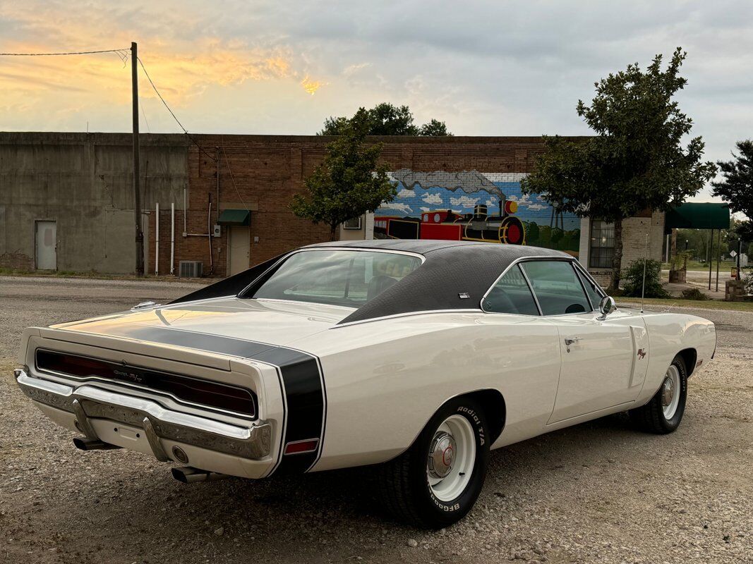 Dodge-Charger-1970-30