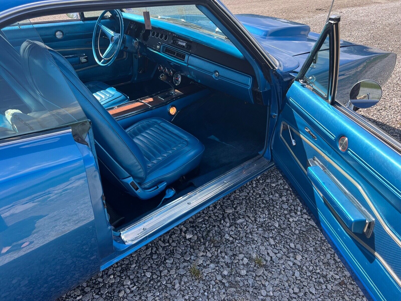 Dodge-Charger-Coupe-1970-Blue-Blue-128748-32