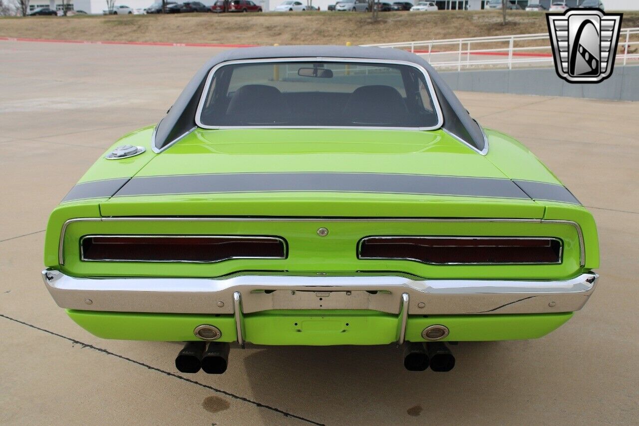 Dodge-Charger-Coupe-1970-Green-Black-4620-5