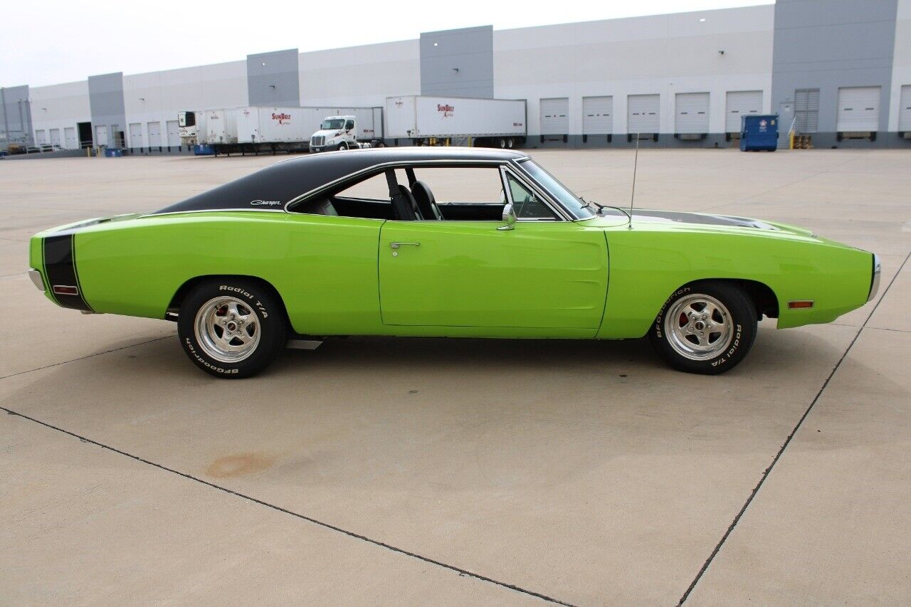 Dodge-Charger-Coupe-1970-Green-Black-4620-8