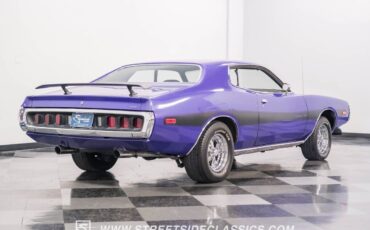 Dodge-Charger-Coupe-1974-Purple-Black-144944-10