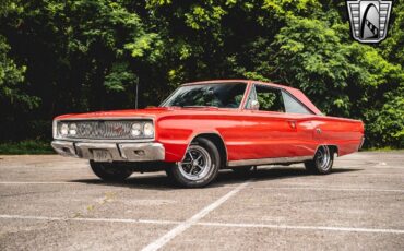 Dodge-Coronet-1967-Red-Black-84793-2