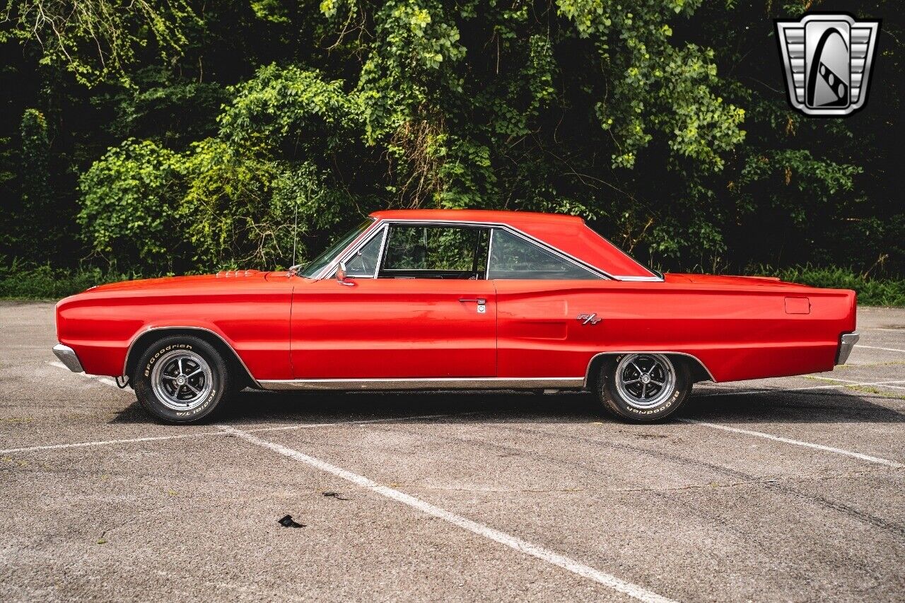 Dodge-Coronet-1967-Red-Black-84793-3