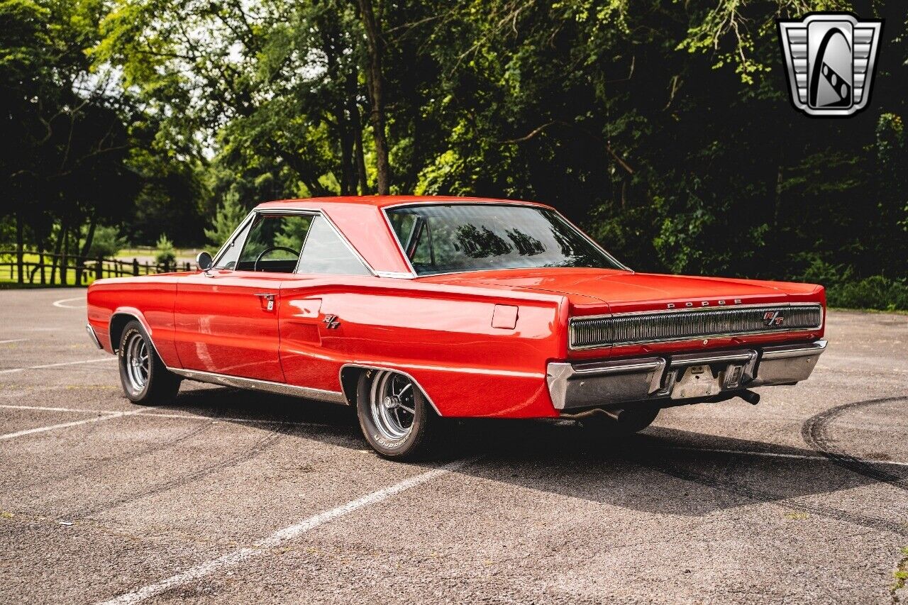 Dodge-Coronet-1967-Red-Black-84793-4