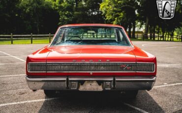 Dodge-Coronet-1967-Red-Black-84793-5