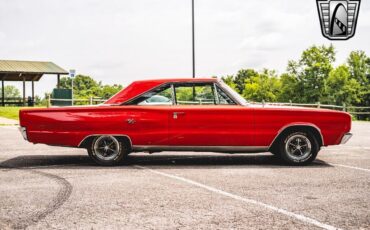 Dodge-Coronet-1967-Red-Black-84793-7