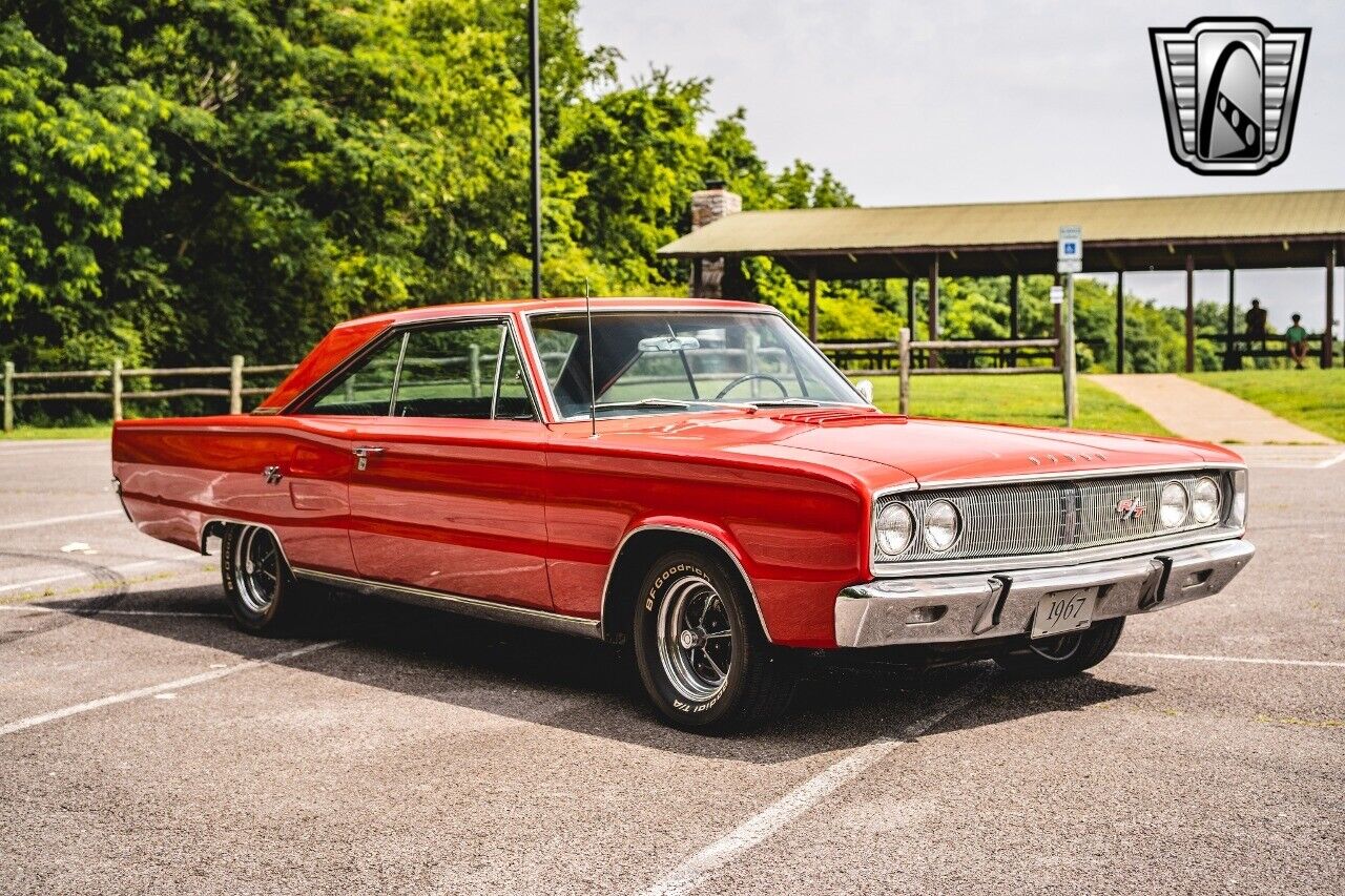 Dodge-Coronet-1967-Red-Black-84793-8