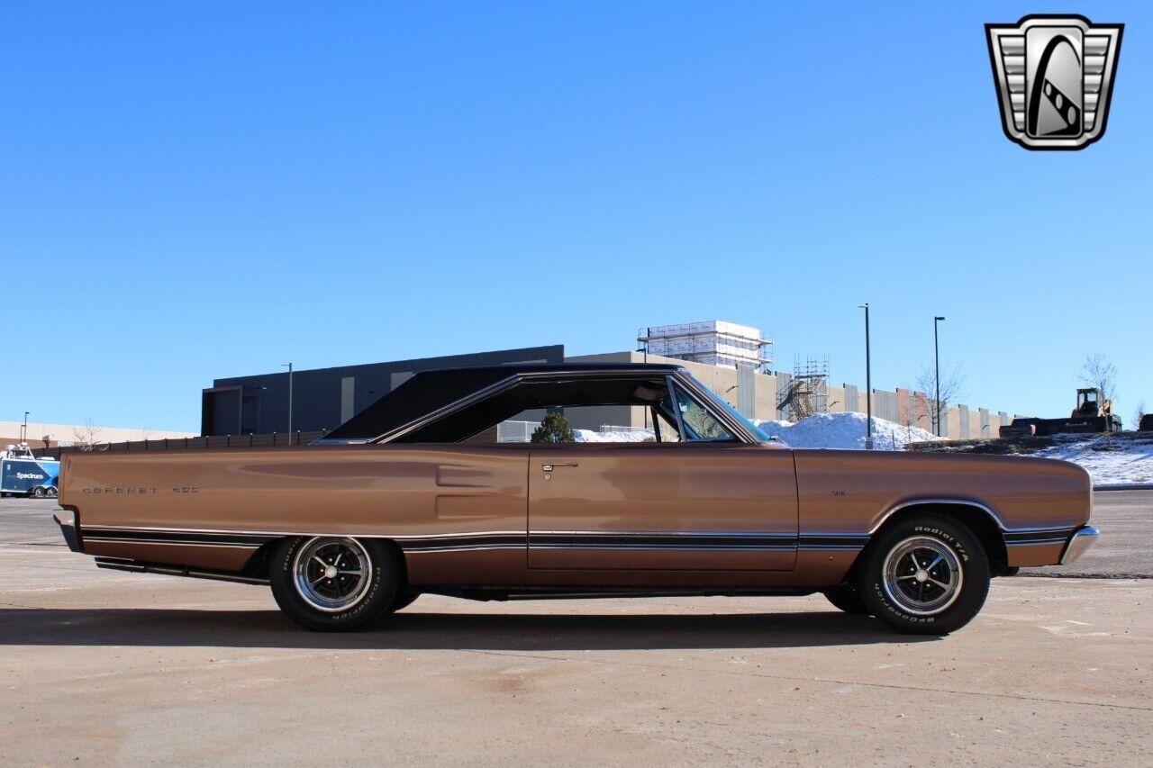 Dodge-Coronet-Coupe-1967-Brown-Metallic-Bronze-145807-7