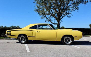 Dodge-Coronet-Limousine-1970-Yellow-Black-112133-2