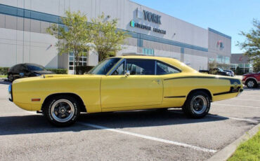 Dodge-Coronet-Limousine-1970-Yellow-Black-112133-9