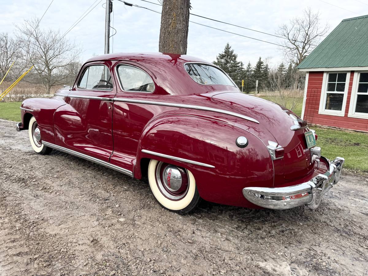 Dodge-Custom-1947-5