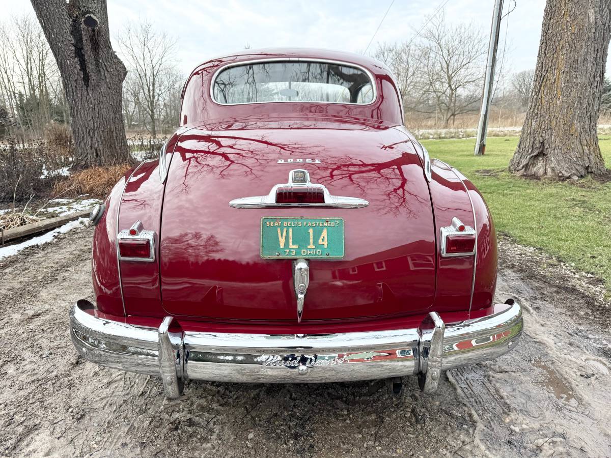 Dodge-Custom-1947-7