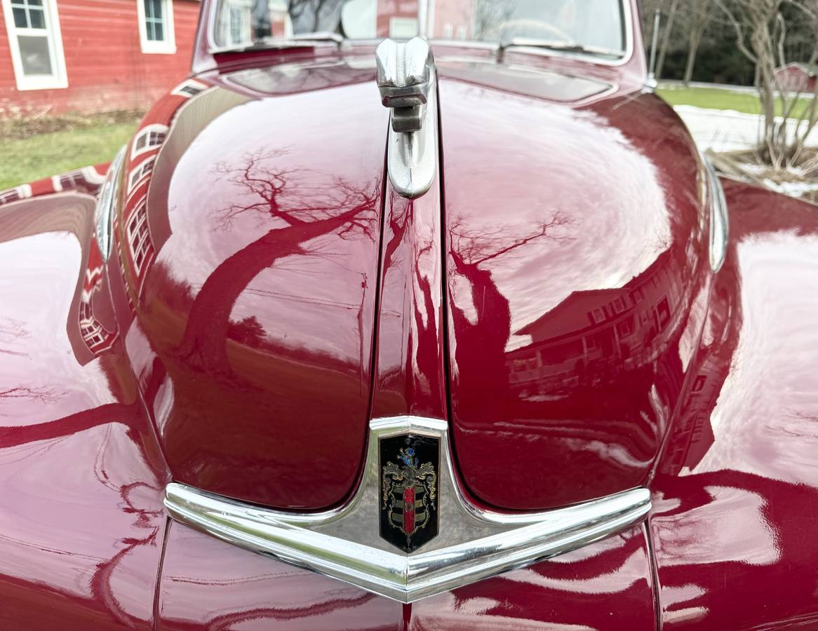 Dodge-Custom-1947-8