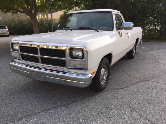 Dodge-D-series-1992-white-61808-2