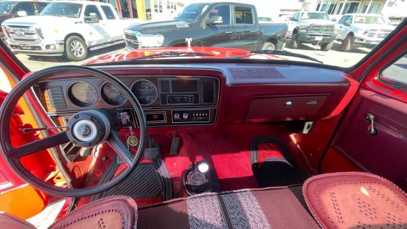 Dodge-D-series-conventional-cab-d150-1982-red-141850-19