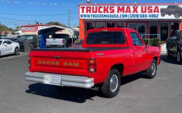 Dodge-D-series-conventional-cab-d150-1982-red-141850-4