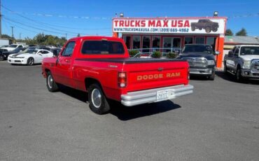 Dodge-D-series-conventional-cab-d150-1982-red-141850-6