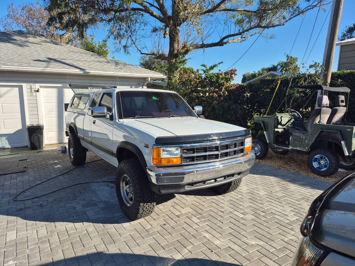 Dodge-Dakota-1995-1