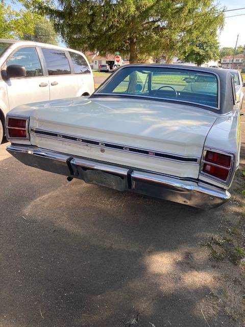 Dodge-Dart-1969-white-109435-4