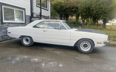 Dodge-Dart-swinger-1970-white-160934-3