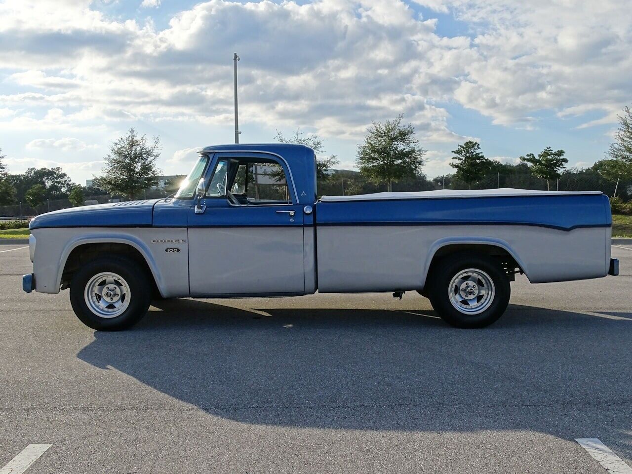 Dodge-Other-Pickups-1968-4