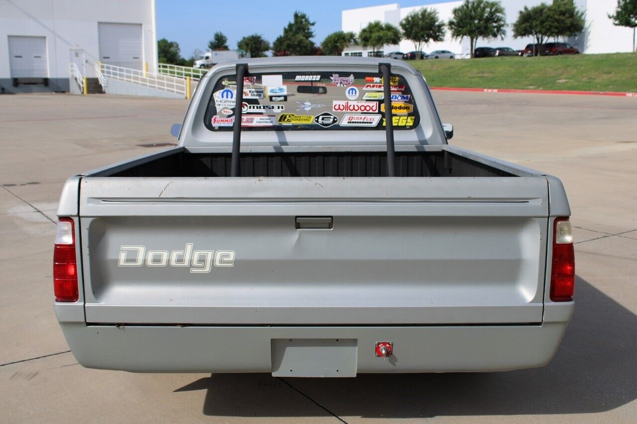 Dodge-Other-Pickups-Cabriolet-1976-Gray-Black-106114-5